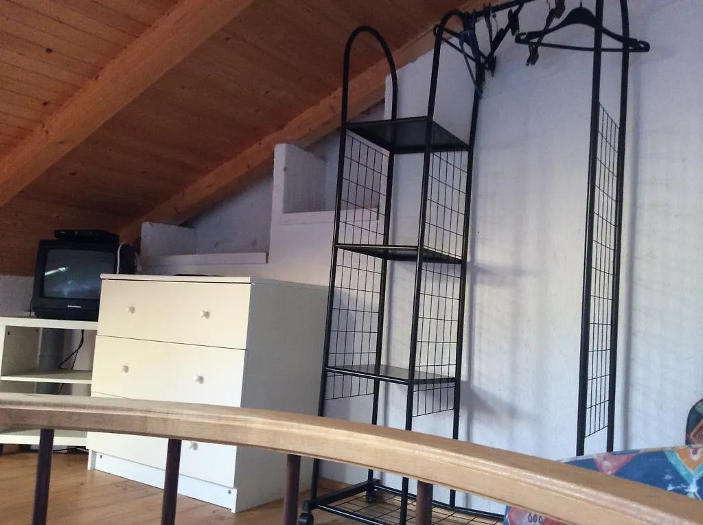 Apartman Ustrine Apartment