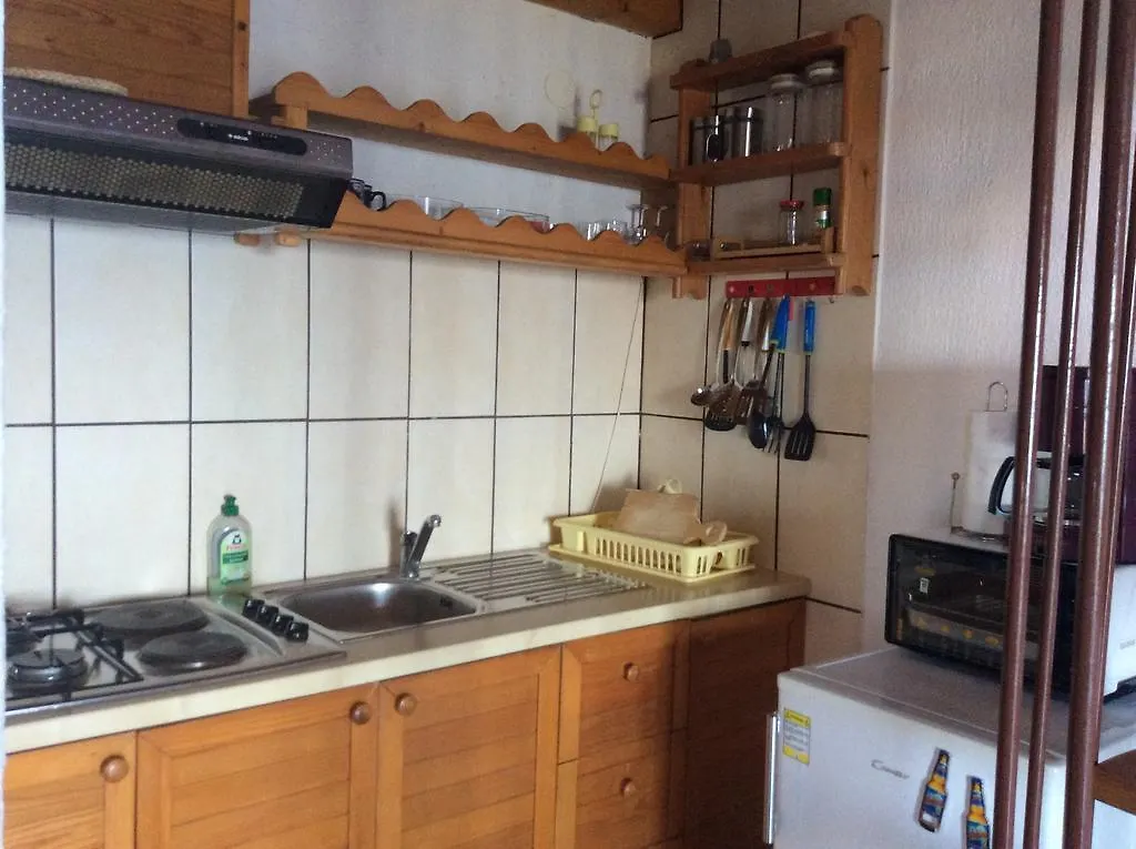 Apartman Ustrine Apartment 0*,