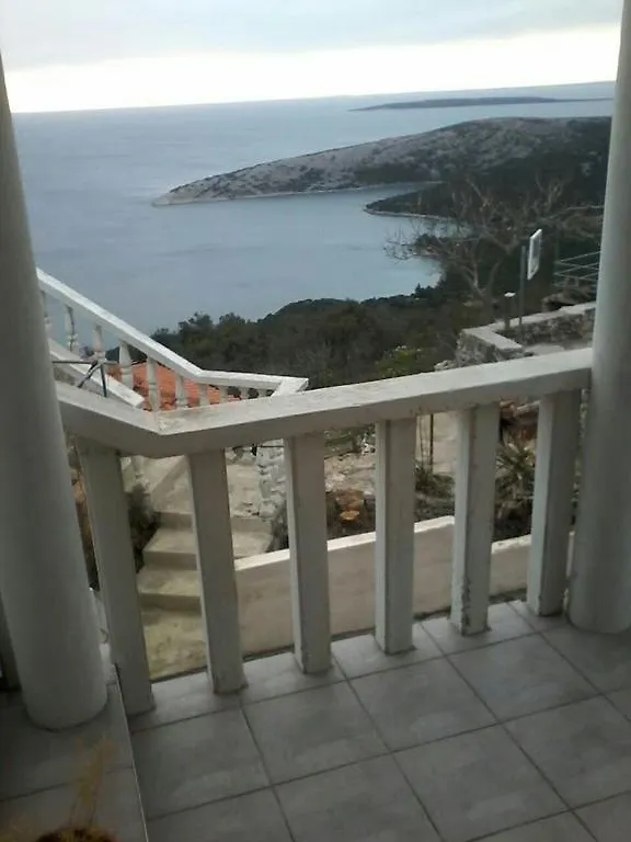 Apartman Ustrine Apartment